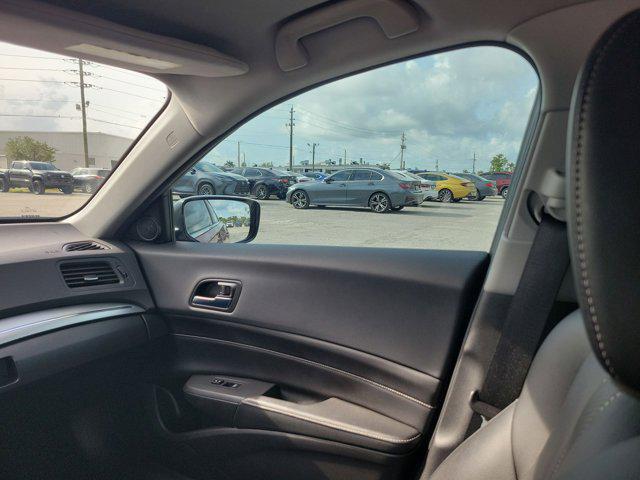 Photo of 2021 Performance Red Pearl Acura ILX