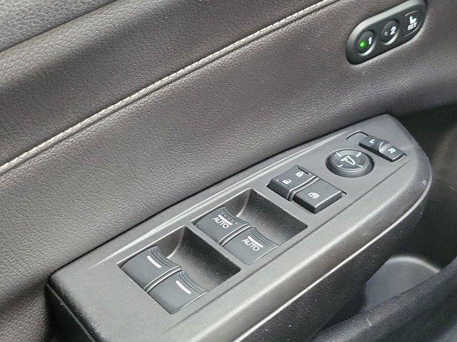 Photo of 2021 Performance Red Pearl Acura ILX