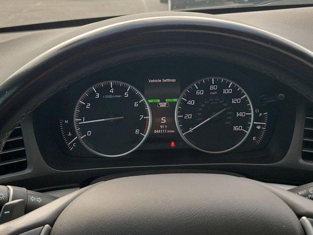 Photo of 2021 Performance Red Pearl Acura ILX