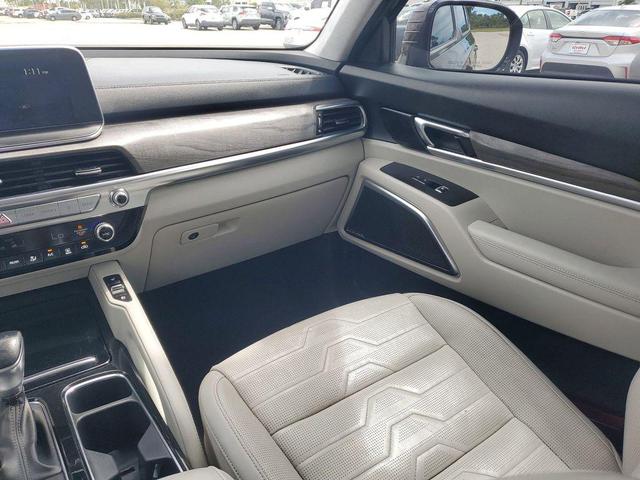 Photo of 2021 Dark Moss Kia Telluride