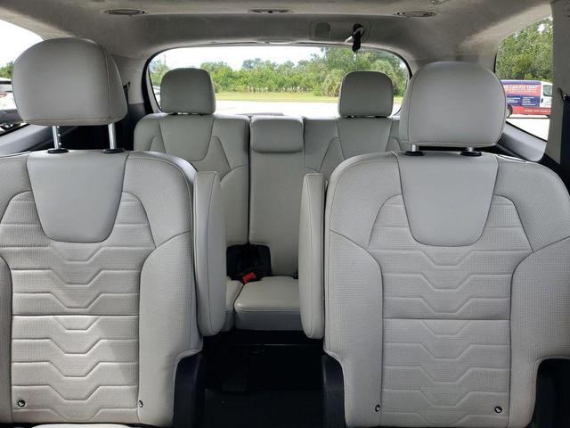 Photo of 2021 Dark Moss Kia Telluride