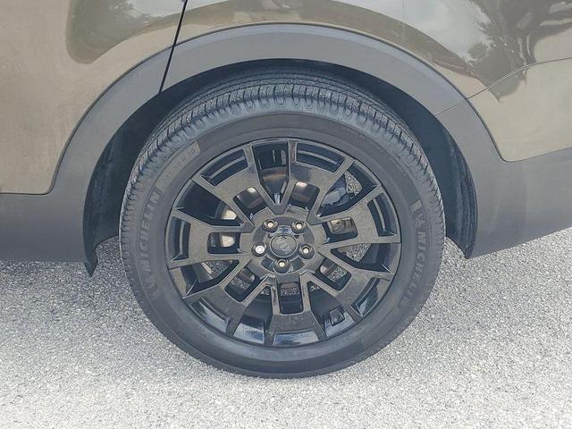 Photo of 2021 Dark Moss Kia Telluride