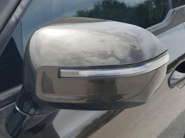Photo of 2021 Dark Moss Kia Telluride