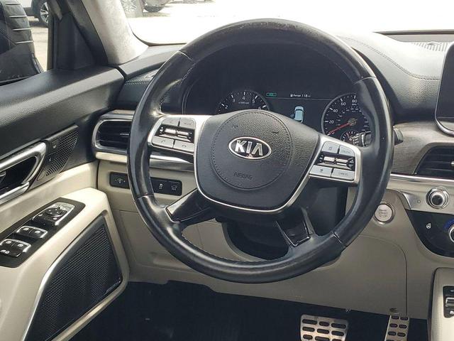 Photo of 2021 Dark Moss Kia Telluride
