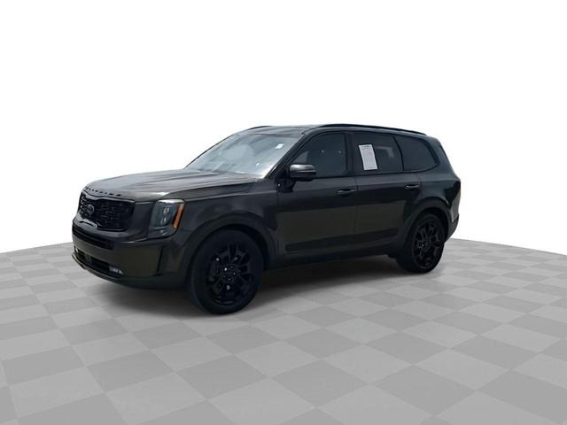 Photo of 2021 Dark Moss Kia Telluride