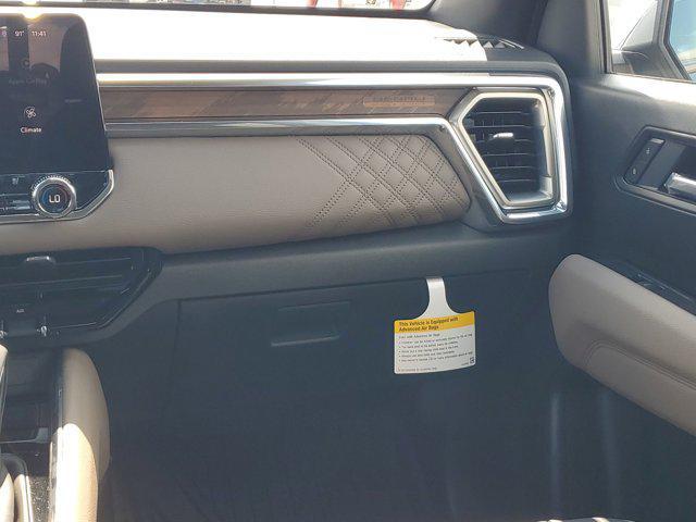 Photo of 2025 Onyx Black GMC Canyon
