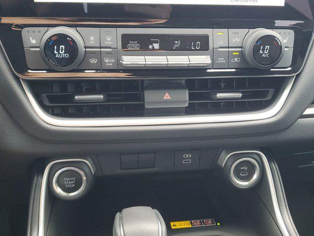 Photo of 2024 Wind Chill Pearl Toyota Grand Highlander