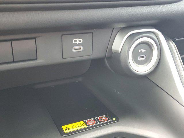 Photo of 2024 Wind Chill Pearl Toyota Grand Highlander