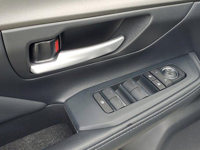 Photo of 2024 Wind Chill Pearl Toyota Grand Highlander