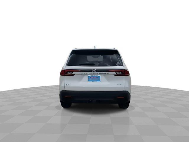 Photo of 2024 Wind Chill Pearl Toyota Grand Highlander