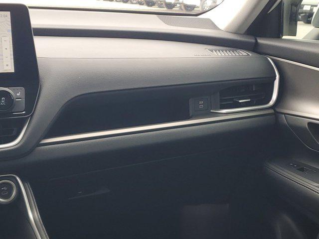 Photo of 2024 Wind Chill Pearl Toyota Grand Highlander
