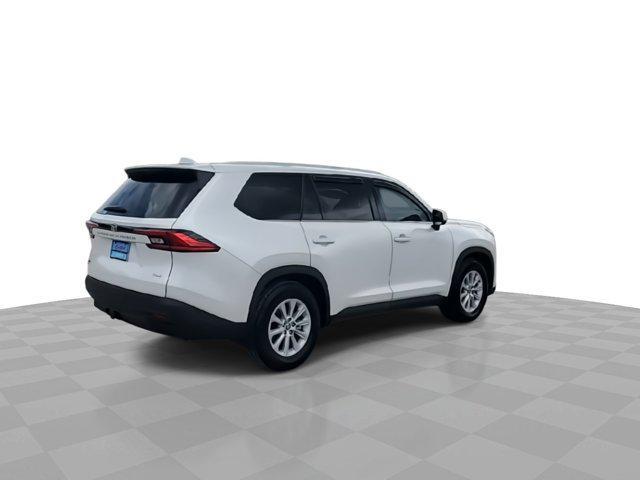Photo of 2024 Wind Chill Pearl Toyota Grand Highlander