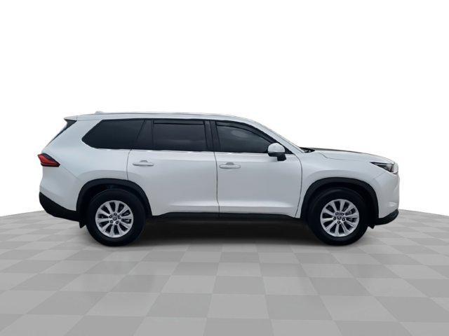 Photo of 2024 Wind Chill Pearl Toyota Grand Highlander
