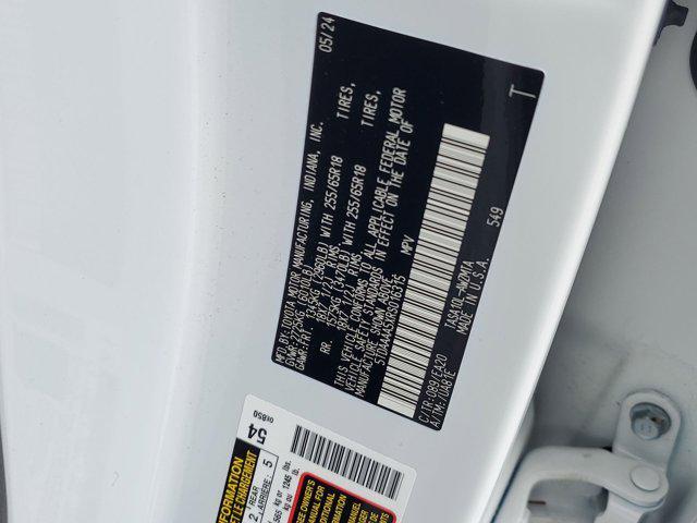 Photo of 2024 Wind Chill Pearl Toyota Grand Highlander