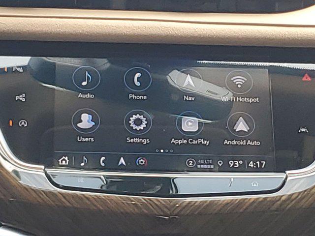 Photo of 2024 Crystal White Tricoat Cadillac XT6