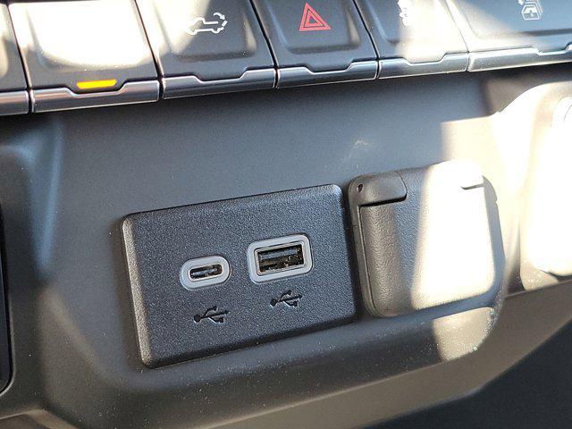 Photo of 2025 Summit White Chevrolet Silverado 2500