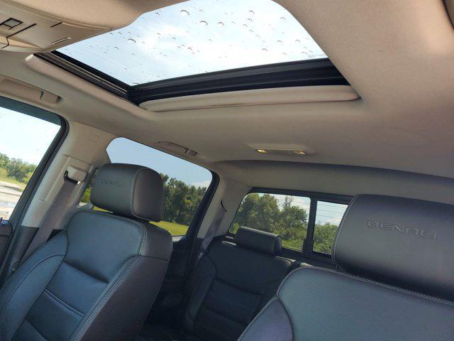 Photo of 2017 Quicksilver Metallic GMC Sierra 2500
