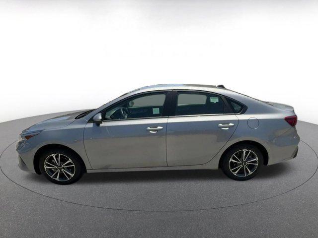 Photo of 2024 Steel Gray Kia Forte