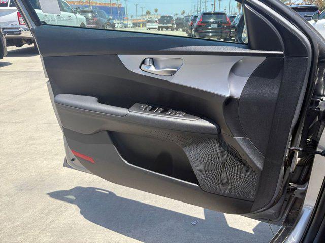 Photo of 2024 Steel Gray Kia Forte