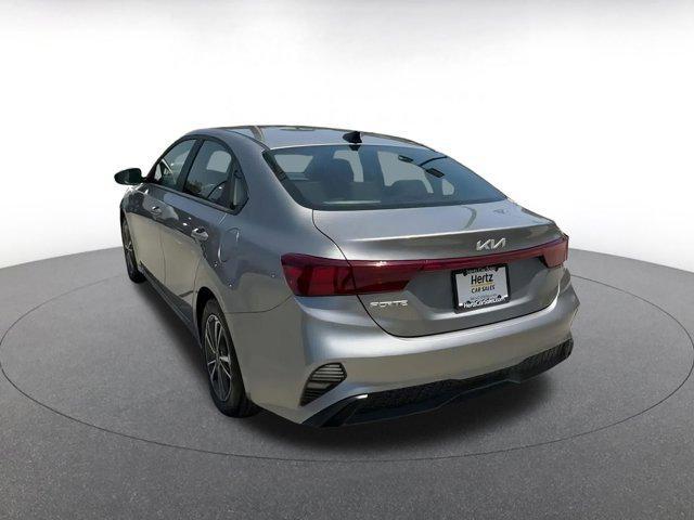 Photo of 2024 Steel Gray Kia Forte