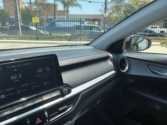 Photo of 2024 Steel Gray Kia Forte