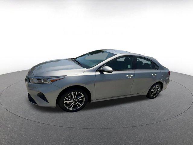 Photo of 2024 Steel Gray Kia Forte