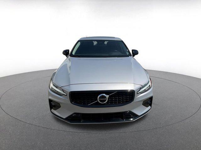 Photo of 2024 Gray Volvo S60