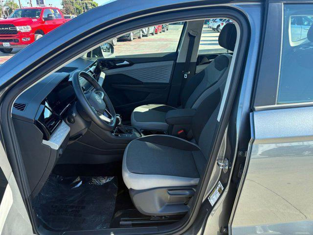 Photo of 2024 Platinum Gray Metallic Volkswagen Taos