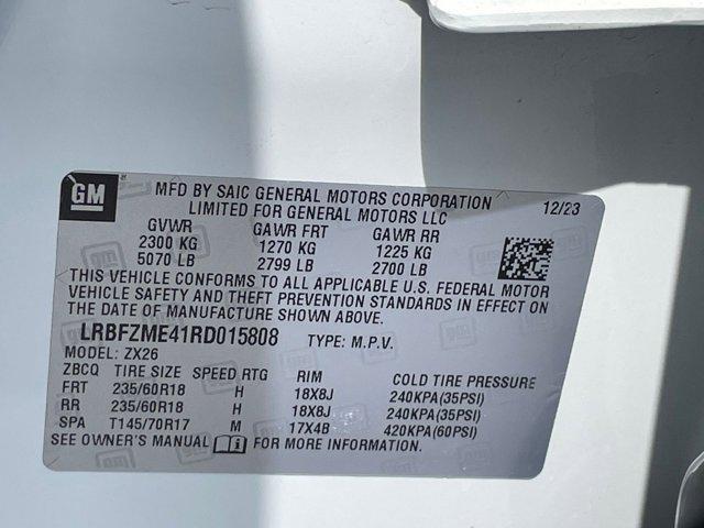 Photo of 2024 Summit White Buick Envision