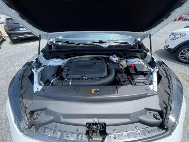 Photo of 2024 Summit White Buick Envision