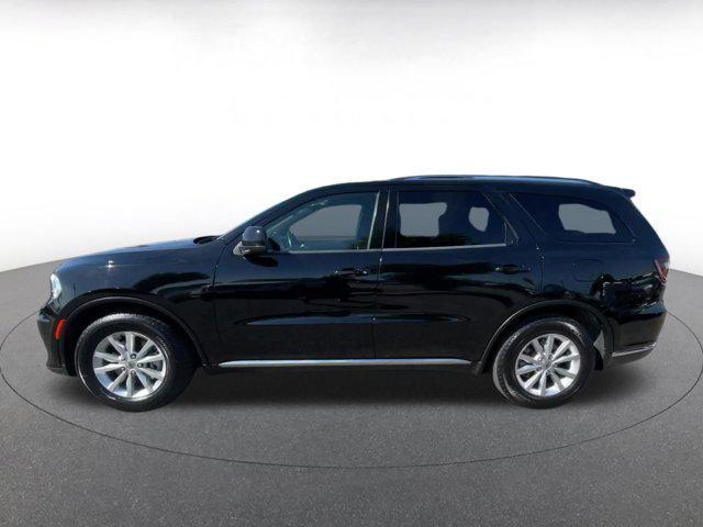 Photo of 2024 DB Black Clearcoat Dodge Durango