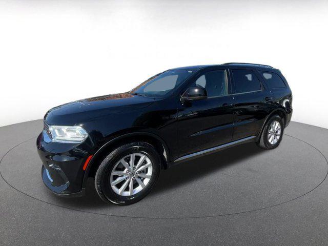 Photo of 2024 DB Black Clearcoat Dodge Durango