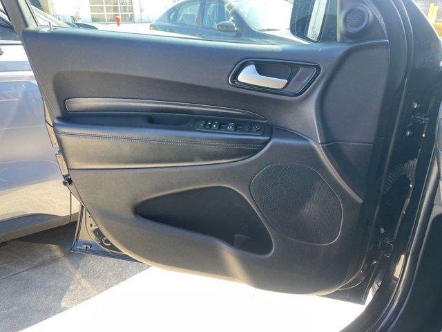 Photo of 2024 DB Black Clearcoat Dodge Durango