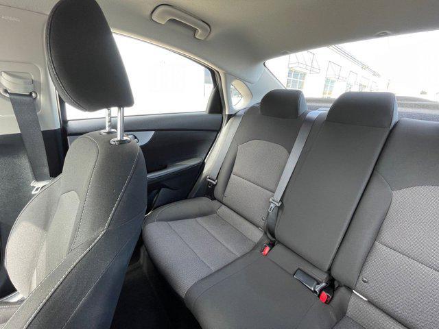Photo of 2024 Snow White Pearl Kia Forte