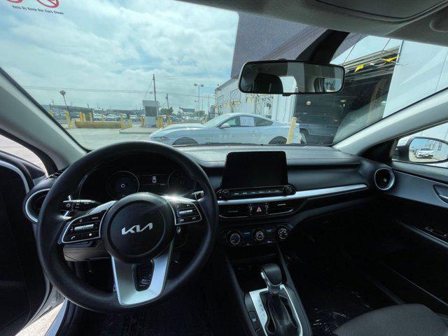 Photo of 2024 Snow White Pearl Kia Forte
