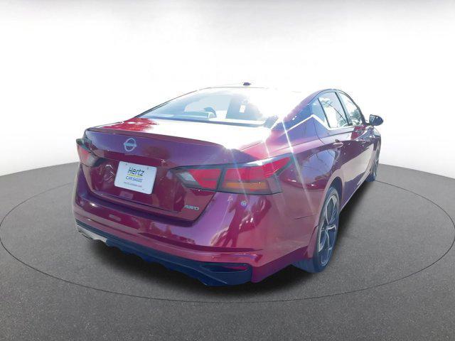 Photo of 2024 Scarlet Ember Nissan Altima