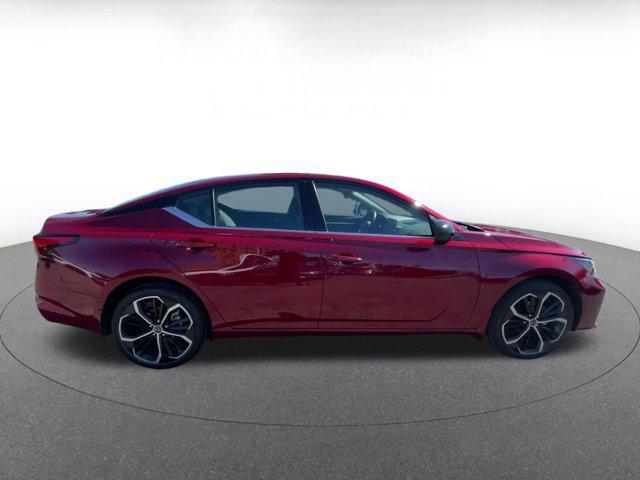 Photo of 2024 Scarlet Ember Nissan Altima
