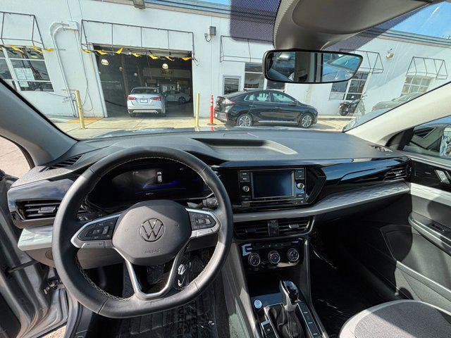 Photo of 2024 Pyrite Silver Metallic Volkswagen Taos