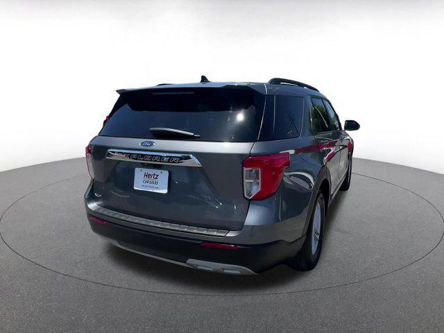 Photo of 2024 Carbonized Gray Metallic Ford Explorer