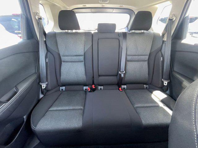 Photo of 2024 Everest White Pearl Nissan Rogue