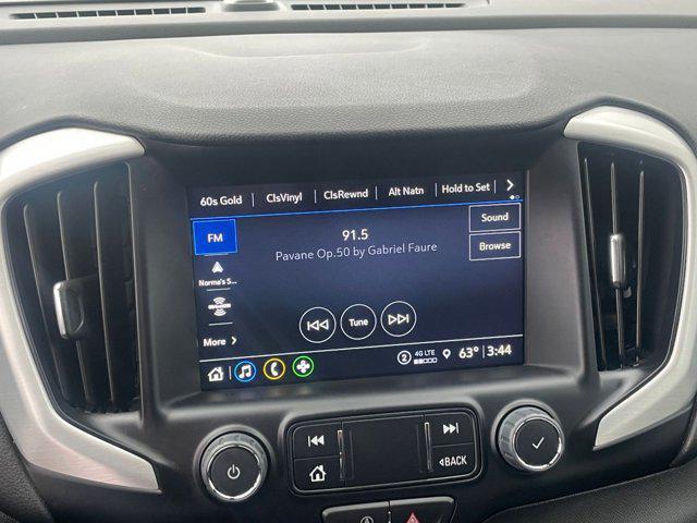 Photo of 2024 Summit White GMC Terrain
