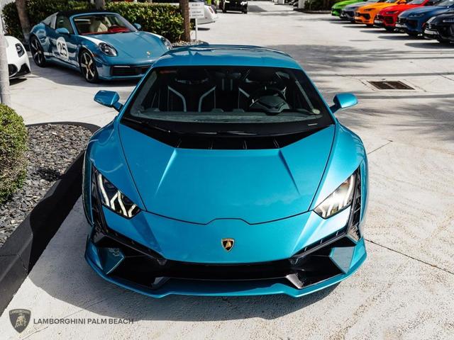 Photo of 2024 BLUE Lamborghini Huracan Tecnica