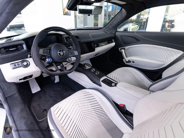 Photo of 2024 GREY Maserati MC20