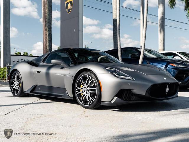Photo of 2024 GREY Maserati MC20