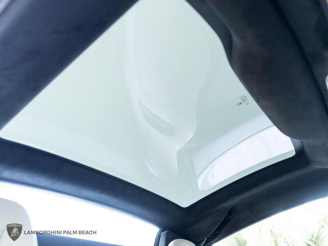 Photo of 2024 GREY Maserati MC20