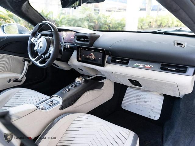 Photo of 2024 GREY Maserati MC20