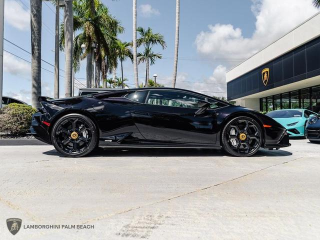 Photo of 2024 A Lamborghini Huracan Tecnica