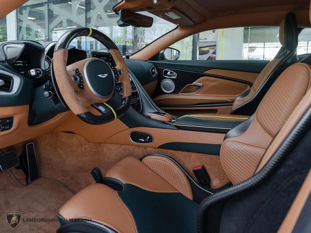 Photo of 2023 GREEN Aston Martin DBS