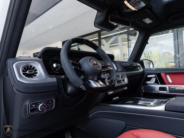 Photo of 2025 WHITE Mercedes-Benz AMG G 63