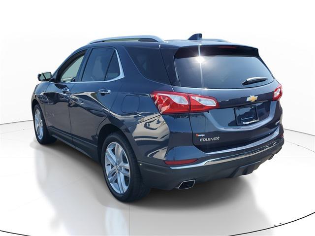 Photo of 2018 Storm Blue Metallic Chevrolet Equinox